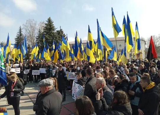 У Житомирі студенти Поліського університету вимагають звільнити Винницького та зупинити освітню реформу