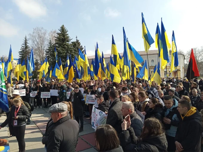 У Житомирі студенти Поліського університету вимагають звільнити Винницького та зупинити освітню реформу