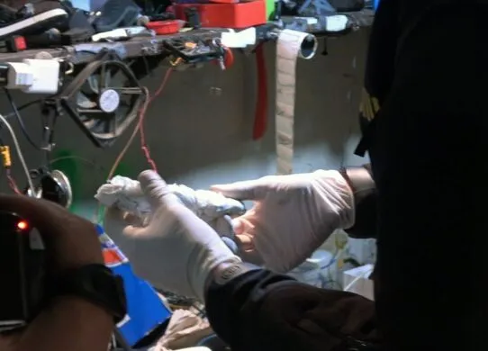 У Житомирі в підвалі багатоповерхівки влаштували нарколабораторію, дилерами були жінки