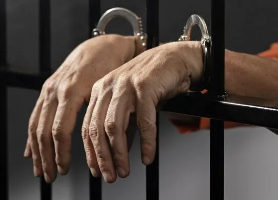 До 11 років засудили мешканця Житомирської області, який до смерті забив свого нового сусіда