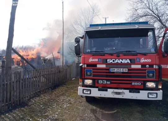 У Житомирський області загинув чоловік у пожежі, до якої призвела необережність під час куріння