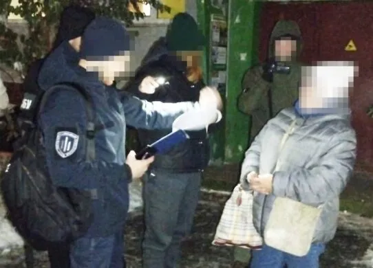 Адвокатка у Житомирі вимагала гроші у підозрюваного для "пом'якшення покарання"