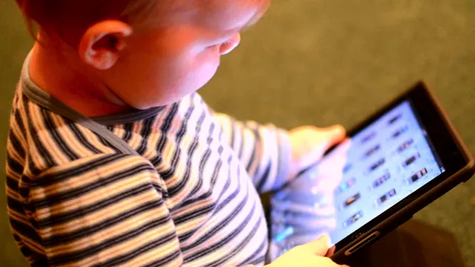 Защита зрения: как выбрать правильный гаджет для ребенка