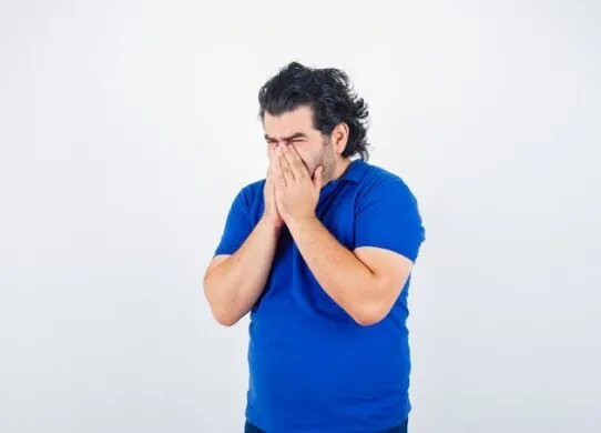 Прикмети про чхання