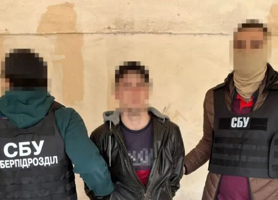 Ще одного корегувальника агентурної групи, що діяли зокрема на Житомирщині, затримали в Одесі