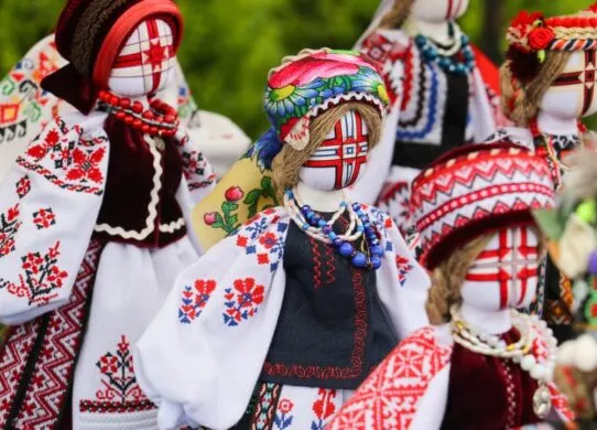 День вишиванки у Житомирі - майстеркласи та виставки (фото)