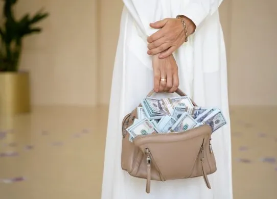 Як привернути багатство у дім - прикмети на гроші