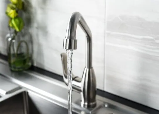 У Житомирі на трубопроводі серйозна аварія, що стало причиною відключення води