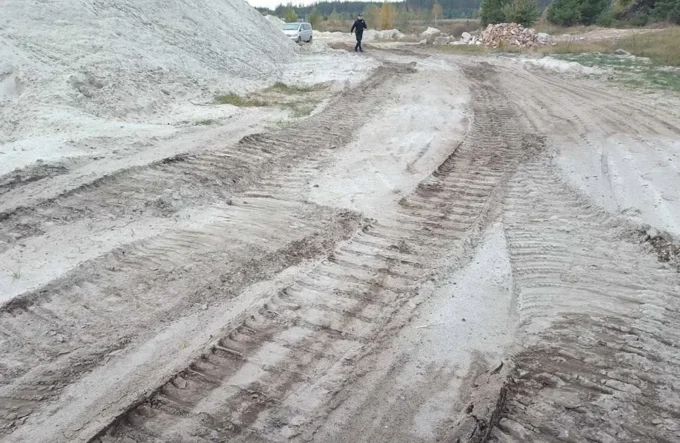 Керівник агропідприємства на Житомирщині ініціював незаконний видобуток піску