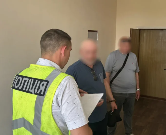 Вʼязень у тюрмі на Житомирщині організував кол-центр і змушував інших увʼязнених співпрацювати