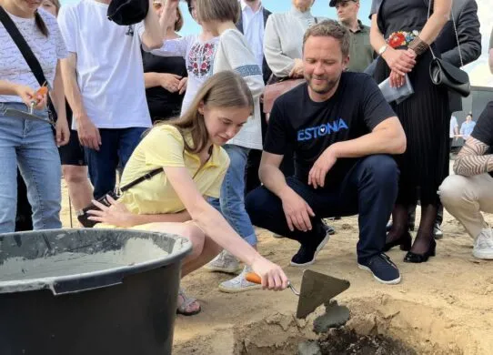 У Житомирі побудують дитячі будинки сімейного типу - вже заклали капсулу під будівництво