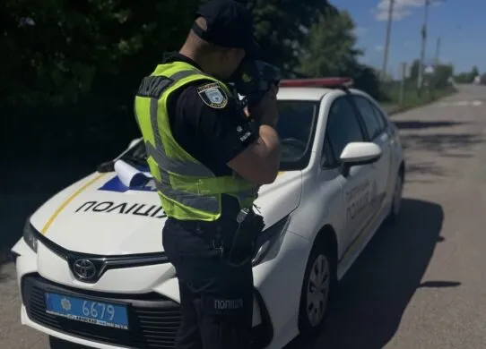 Житомирські патрульні нагадали, який штраф доведеться заплатити за перевищення швидкості