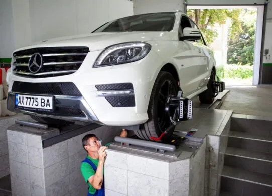 Регулировка развал-схождение – особенности проведения процедуры