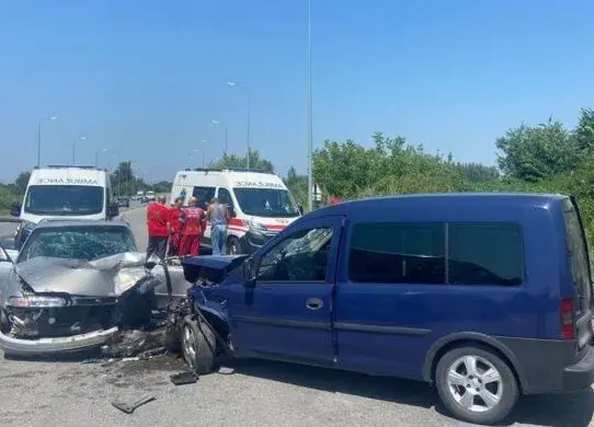 Внаслідок аварії на Житомирщині постраждали троє дітей