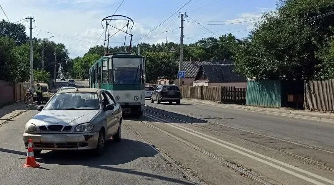 У Житомирі 10-річний хлопчик потрапив під колеса автомобіля