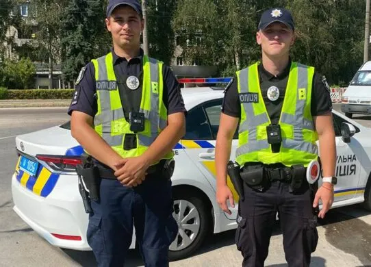 У Житомирі на майдані Привокзальному вдарили ножем чоловіка