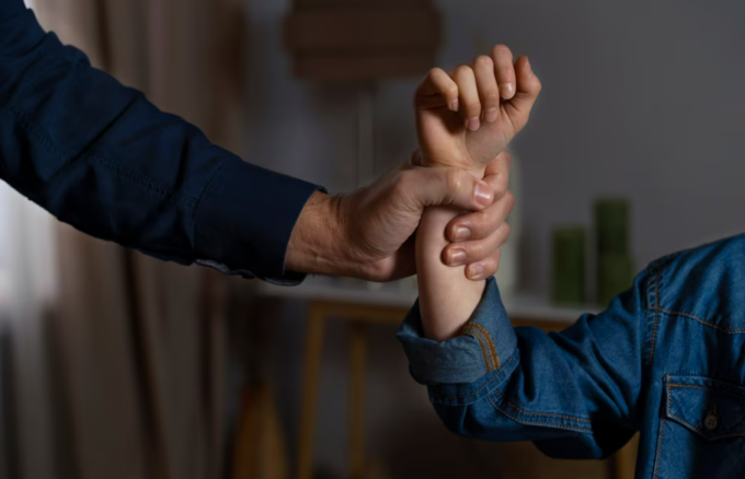 У Житомирі тренер дитячого гуртка розбещував малолітніх