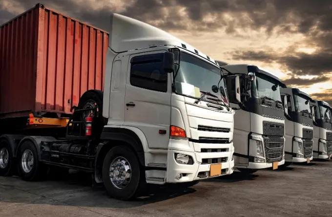 Грузоперевозки по Украине в условиях военного положения: что изменилось и как адаптироваться