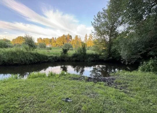 У Житомирській області чоловік вбив свого знайомого під час застілля, та сам викликав поліцію і швидку