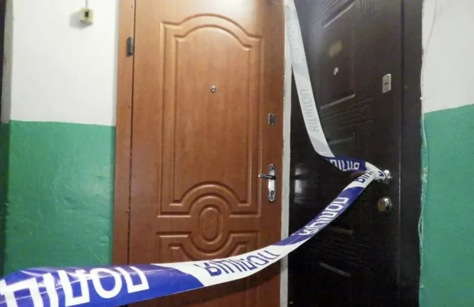 У Звягелі поліція поїхала на виклик щодо криків та бійки, а виявили тіло жінки