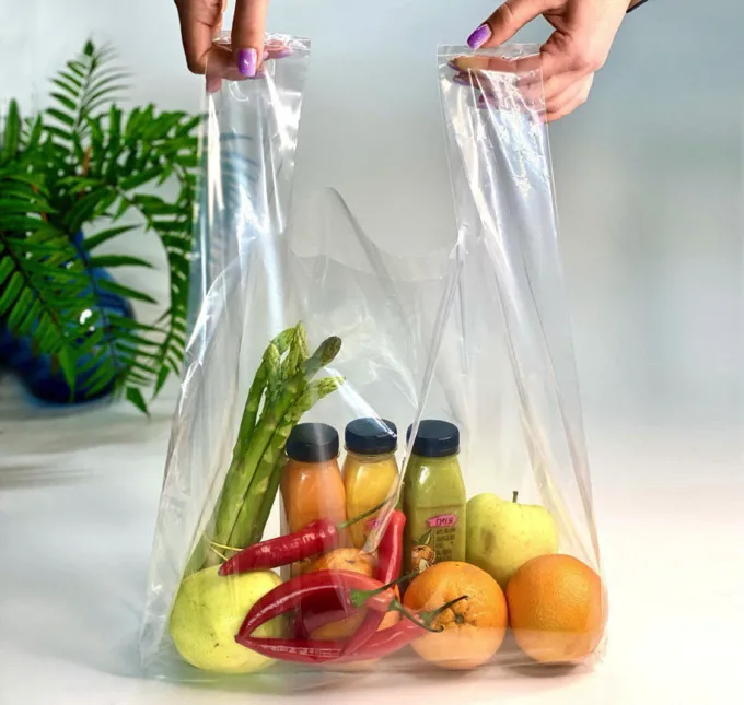 Пакети-майки без друку: універсальна упаковка для будь-якого випадку