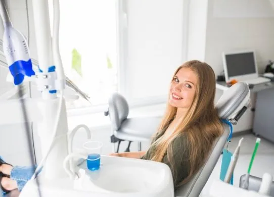 Професійна чистка зубів на Відрадному: шлях до здорової посмішки