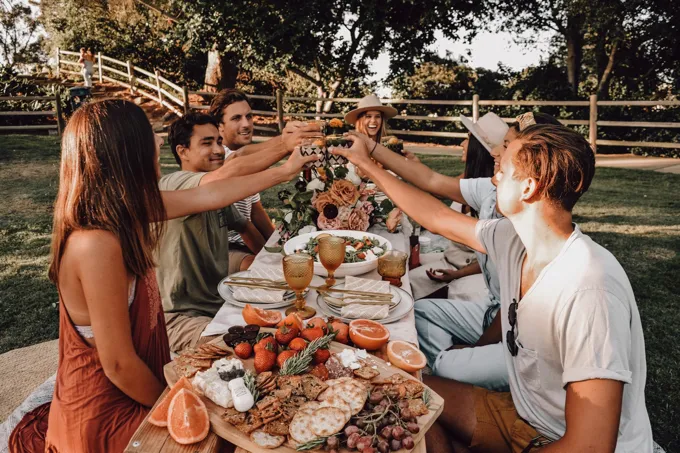 Пикник с друзьями: про что не забыть