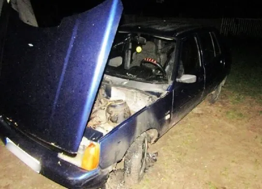 Мешканець Житомирщини підпалив авто чоловіка колишньої дружини, бо приревнував