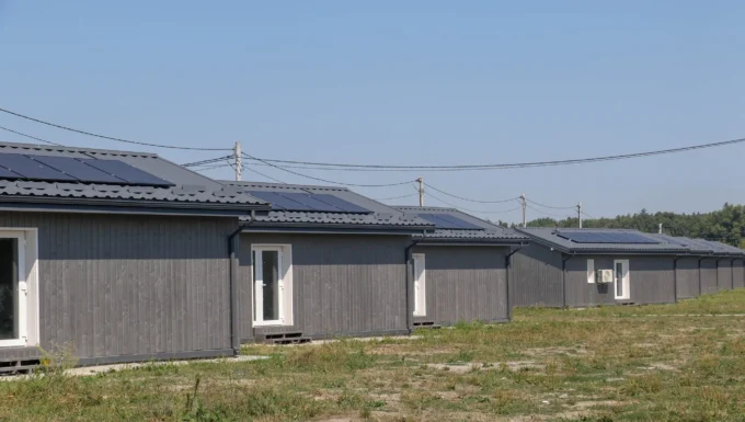 У Житомирській громаді побудували модульне містечко для ВПО