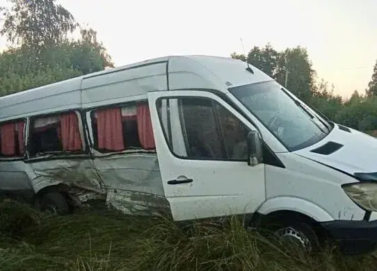 На Житомирщині в аварію потрапив рейсова маршрутка - постраждали пасажири