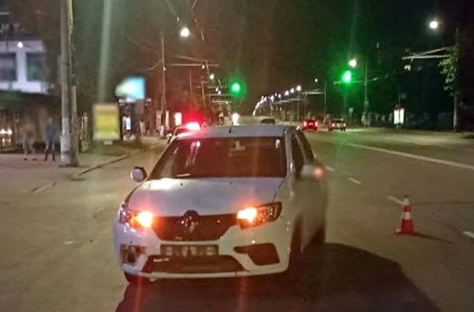 У Житомирі збили чоловіка - він у лікарні