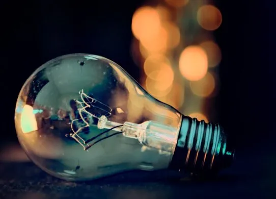 Графік відключень світла у Житомирі та області 27 серпня