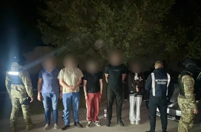 Правоохоронці викрили міжрегіональну "бізнес-схему" перетину кордону, до якої був причетний мешканець Житомирщини