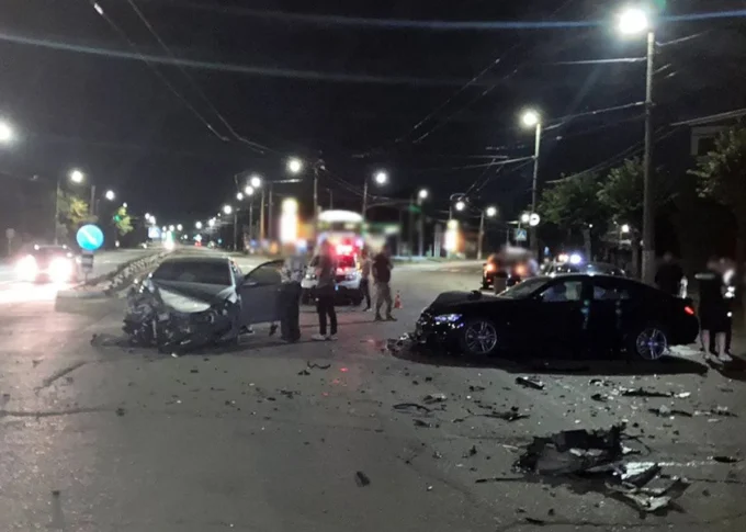 У Житомирі зіткнулися два автомобілі - є постраждалі