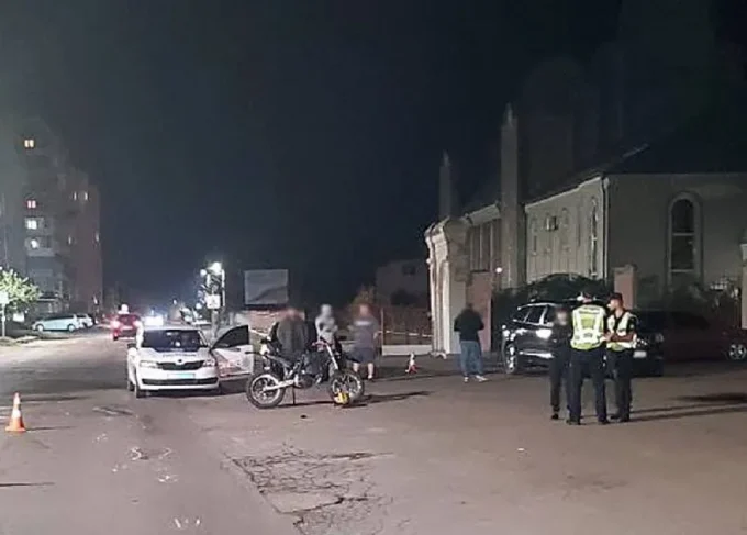 У Коростені під електробайк потрапив пішохід