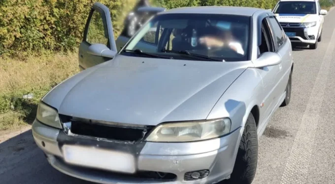 На Житомирщині пʼяний киянин за кермом пропонував поліції хабар