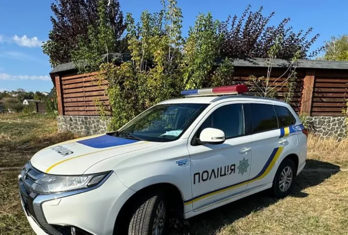 На Житомирщині нетверезий мопедист порушив ПДР та пропонував поліцейським хабар