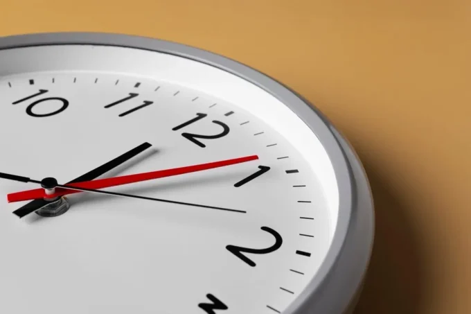 У ніч на 27 жовтня переводять годинники