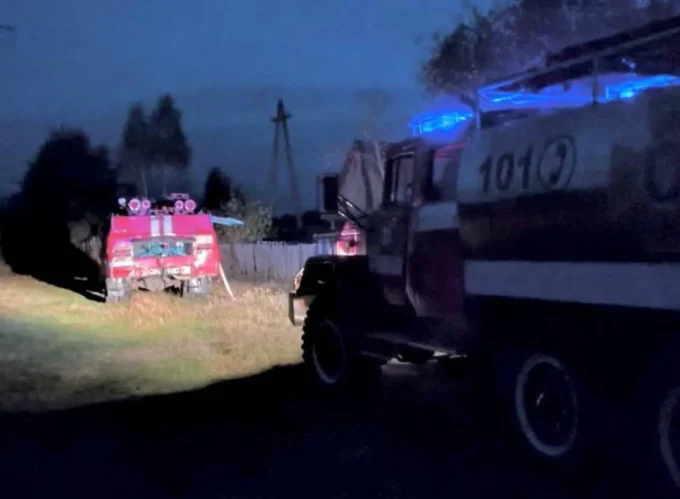 На Житомирщині через недопалок ледь не згорів приватний будинок