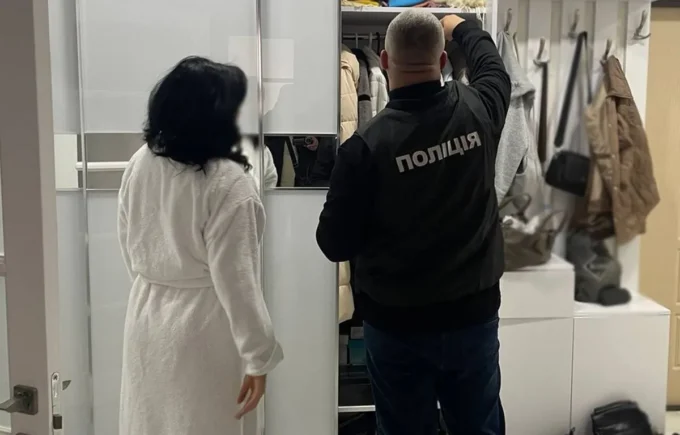 Житомирська лікарка заробила на призовниках більше 4,4 млн грн за ухилення від мобілізації