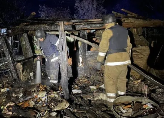 На Житомирщині впали уламки від шахеду та призвели до пожежі