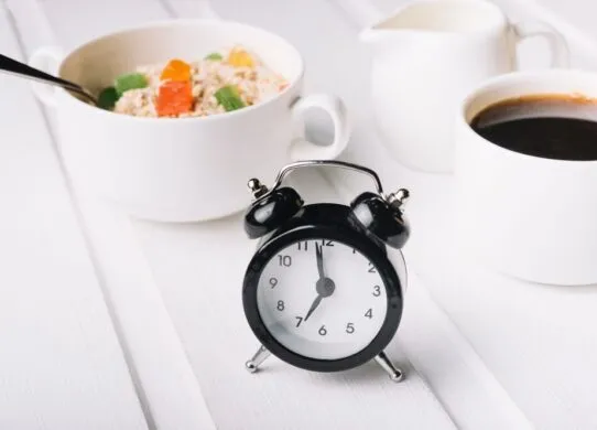 Как похудеть, есди вы "сова": лучшее время для завтрака, обеда и ужина