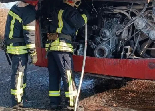 На Житомирщині загорівся рейсовий автобус з 50 пасажирами