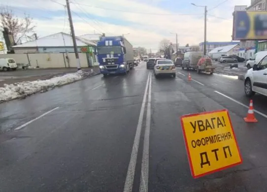 Внаслідок ДТП у Житомирі, в напрямку вокзалу ускладено рух транспорту