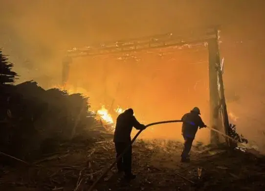У Житомирському районі сталася пожежа на виробництві паливних брикетів
