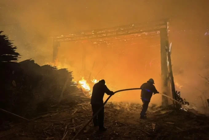 У Житомирському районі сталася пожежа на виробництві паливних брикетів