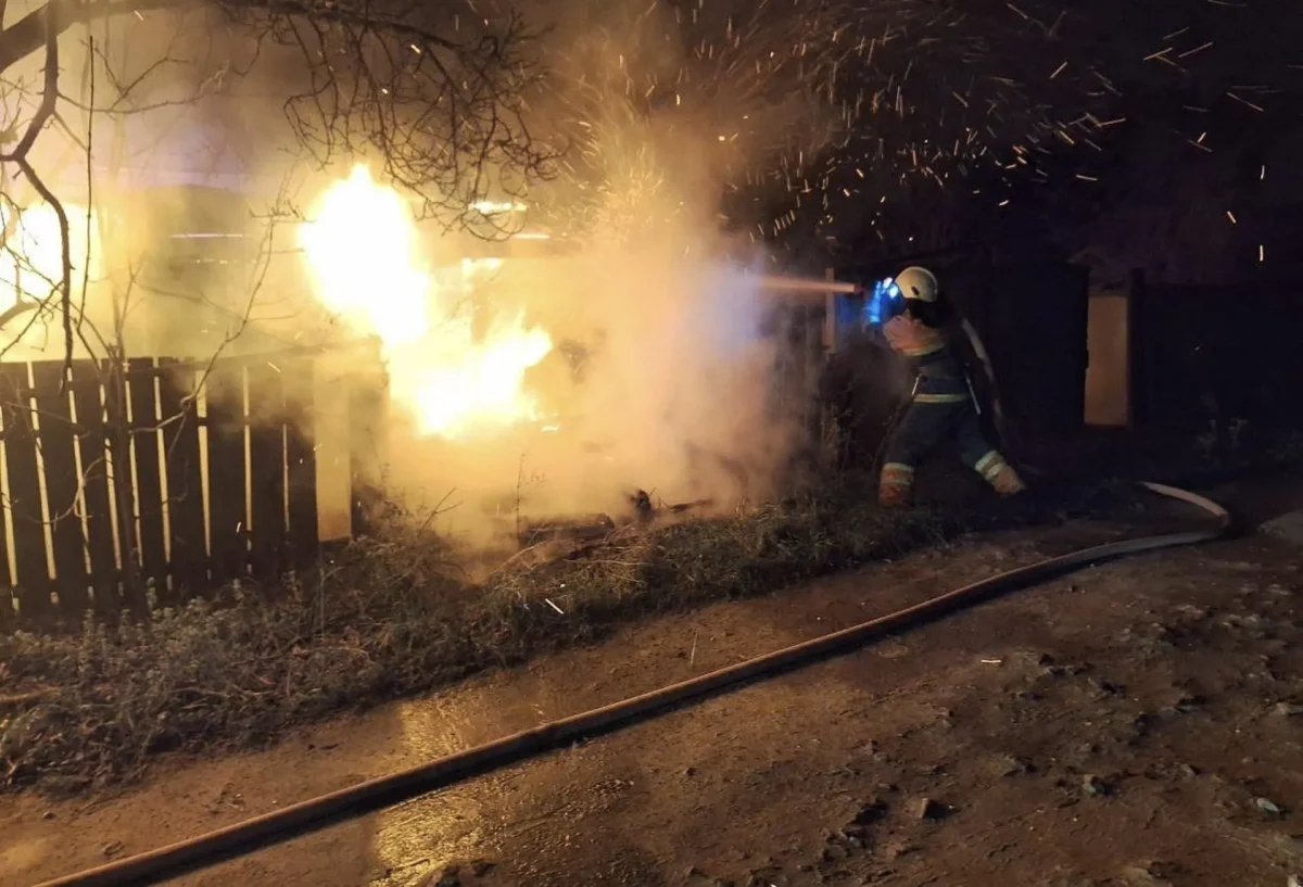 У Житомирській області сталася пожежа через російську атаку