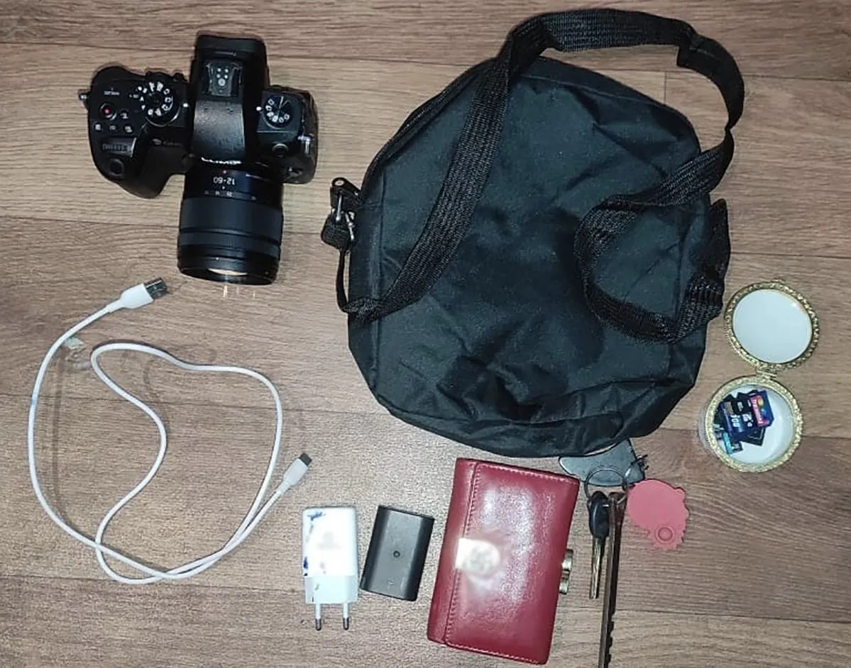 У Житомирі пʼяний відвідувач кафе поцупив фотообладнання з весілля