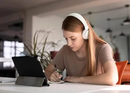 Онлайн школа с живыми уроками: новый взгляд на образование для детей