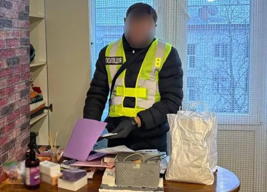 Житомирський "капітан корабля" ошукав моряків, які шукали роботу